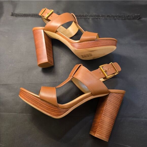 MICHAEL MICHAEL KORS BECKER LEATHER PLATFORM SANDAL - Picture 9 of 16